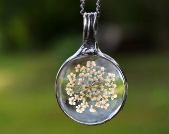 Pressed Flower Jewelry, Real Queen Anne's Lace Pendant, Real Pressed Flower Necklace, Quality Glass Not Resin Necklaces for Women Gifts,