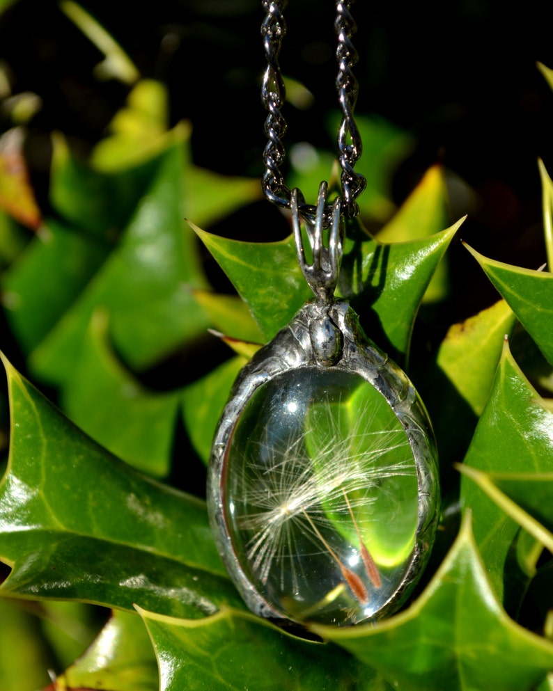 Dandelion Seed Pendant Wish Necklace Handmade by Louisiana Artisans at Bayou Glass Arts in USA. Select 1 2 3 4 seeds. Best gift for Birthday Christmas Anniversary Wife Sister Daughter Mom Mother Teacher Nature Lover