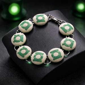 Green Lantern Inspired Button Bracelet • Superhero Fabric Button Bracelet • Comic Book Jewelry • Green Lantern Fan Gift • Gift For Geeks