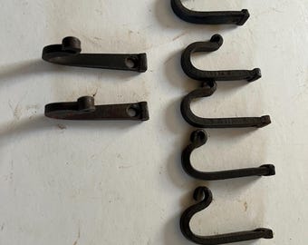 small hooks from nails