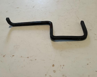 Tent pole hook for 4x4 vertical pole