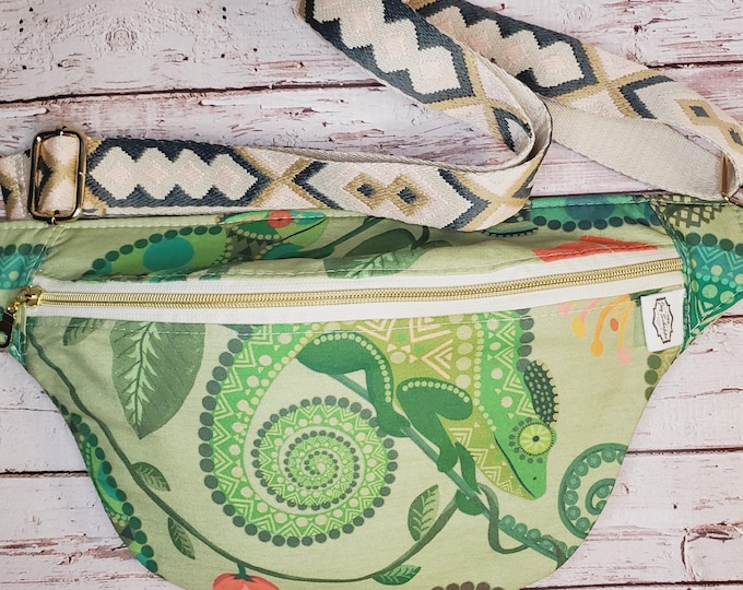 Chameleon Cotton Fanny Pack: Handmade Crossbody Sling Bag