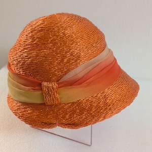 Vtg 60s Mod Womens Orange Yellow Ombre Chiffon Band Straw Cloche Dome Hat