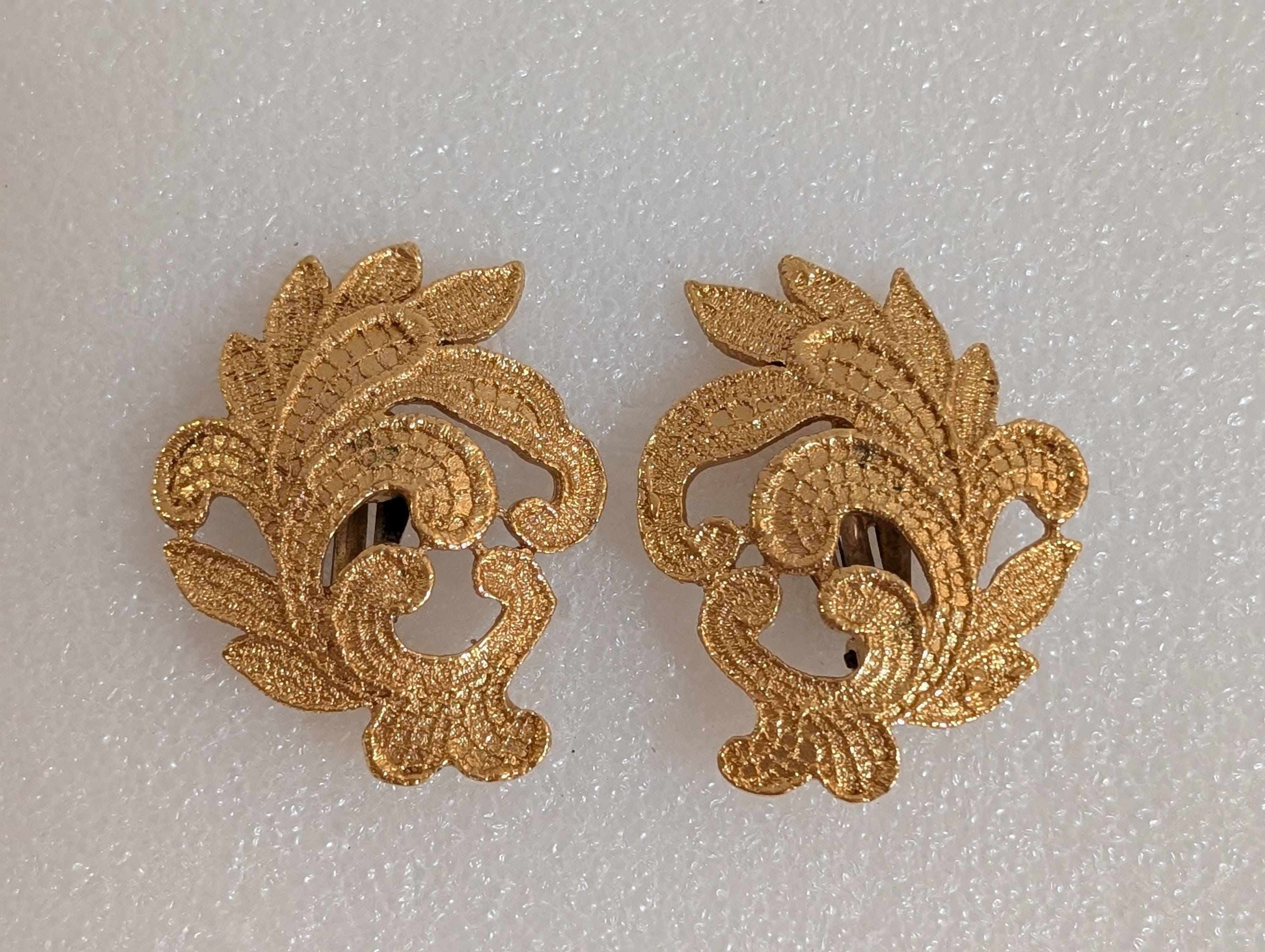 ピアス Saint Laurent SS23 Golden l earrings (737929Y1591 9856) Saint Laurent Earring (737929Y1591 9856) (Saint Laurent