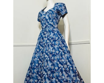 Medium Size 8 1990s Vintage Blue Floral Cotton Dress by Axiom