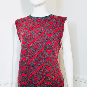 Medium 1970s Vintage Gray and Red Deco Print Wool Blend Sweater Vest by Puritan