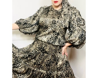 Medium to Large 1980s Vintage Big Cat Print Dress by Jaymee Papell