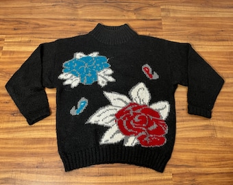 Medium to Large - 1980s Vintage Deep Gray Mohair Blend Sweater with Intarsia Roses by rrrrruss for Russ Togs