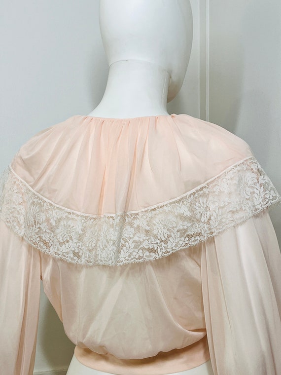Medium 1950s Vintage Ballet Slipper Pink Lace Tri… - image 4