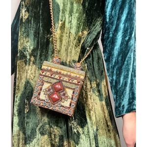 Y2K Vintage Ornate Beaded Paper Maché Box Purse by Mary Frances