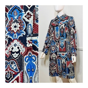 Medium 1960s Vintage Paisley Shift Dress by Brittony Brand