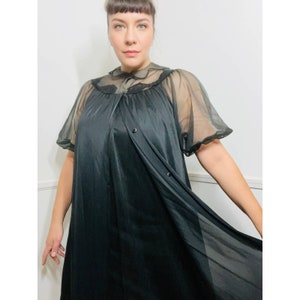 Kleines bis mittleres 1950er Jahre Vintage schwarzes Nachthemd und Peignoir-Set von Lorraine
