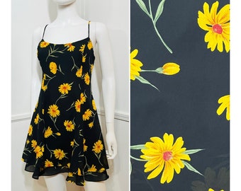 Vestido mini con estampado de margaritas negras vintage de los años 90 de Steppin Out