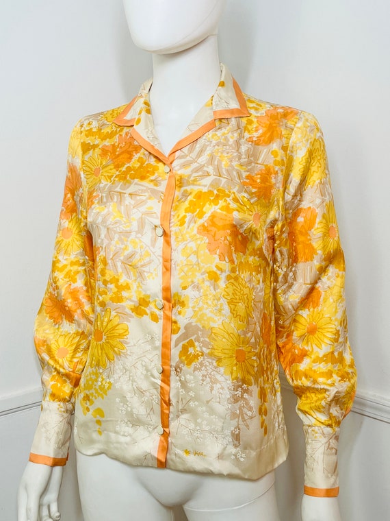 Medium 1960s Vintage Yellow Silk Floral Button Do… - image 3