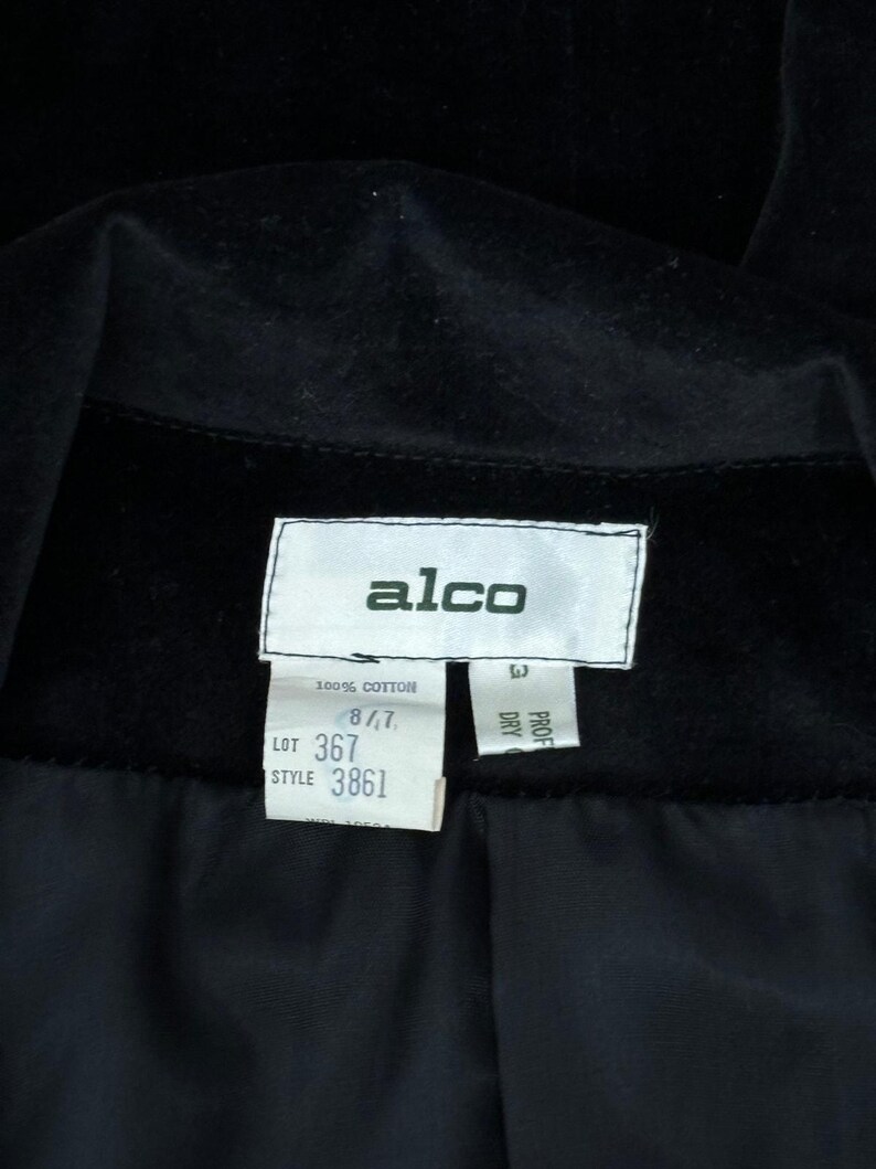 Traje de falda maxi y chaleco de terciopelo negro vintage de tres piezas, talla extra pequeña, de los años 70, de Alco imagen 10