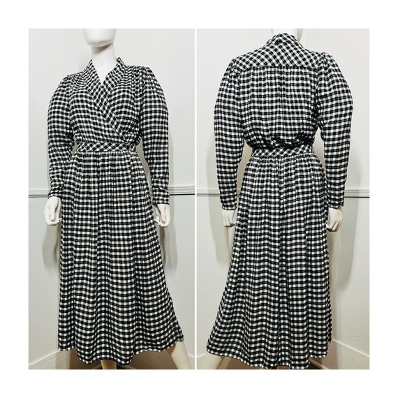 Small 1990s Vintage Flannel Check Wrap Dress by E… - image 1