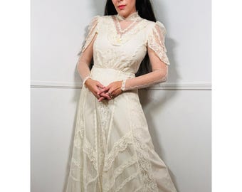 Small 1980s Vintage Cream Lace and Swiss Dot Prairie Bridal Gown by Country Elegance