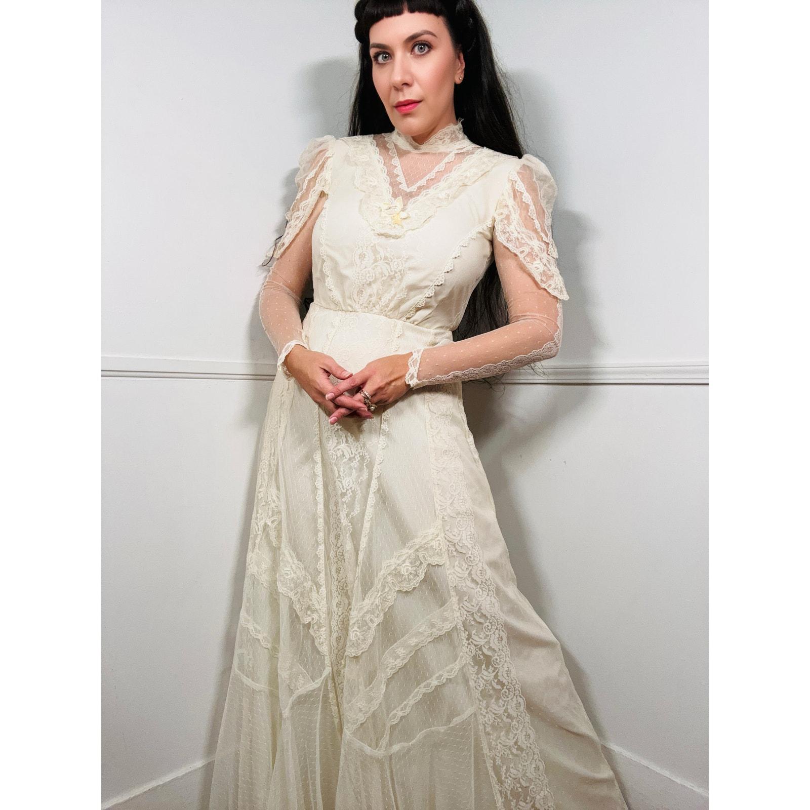 vintage cream lace wedding dress Vintage Cream Wedding Dresses Sale