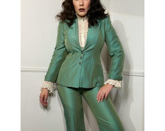 Completo vintage anni '90 verde iridescente, composto da 4 pezzi