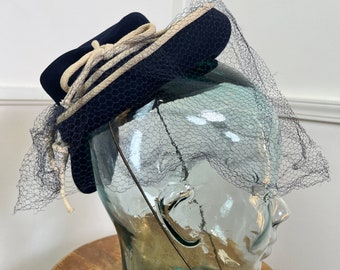 1950's Vintage Navy Blue Wool Fascinator Tilt Hat by Jeanne Tête