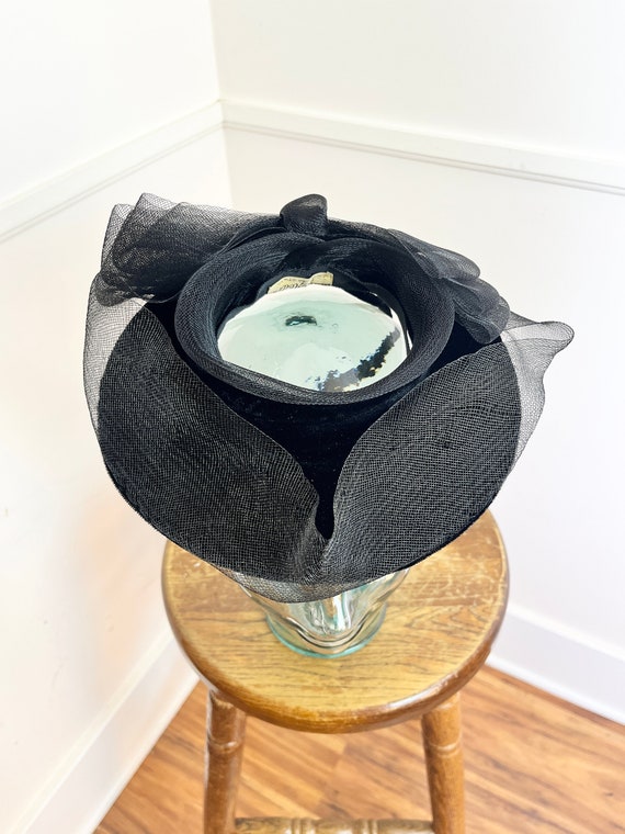 1940's Vintage Black Velvet and Tilt Hat by Mulle… - image 1