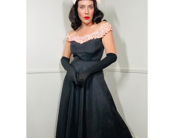 Extra Small 1950s Vintage Black and Pink Moire Taffeta Party Dress