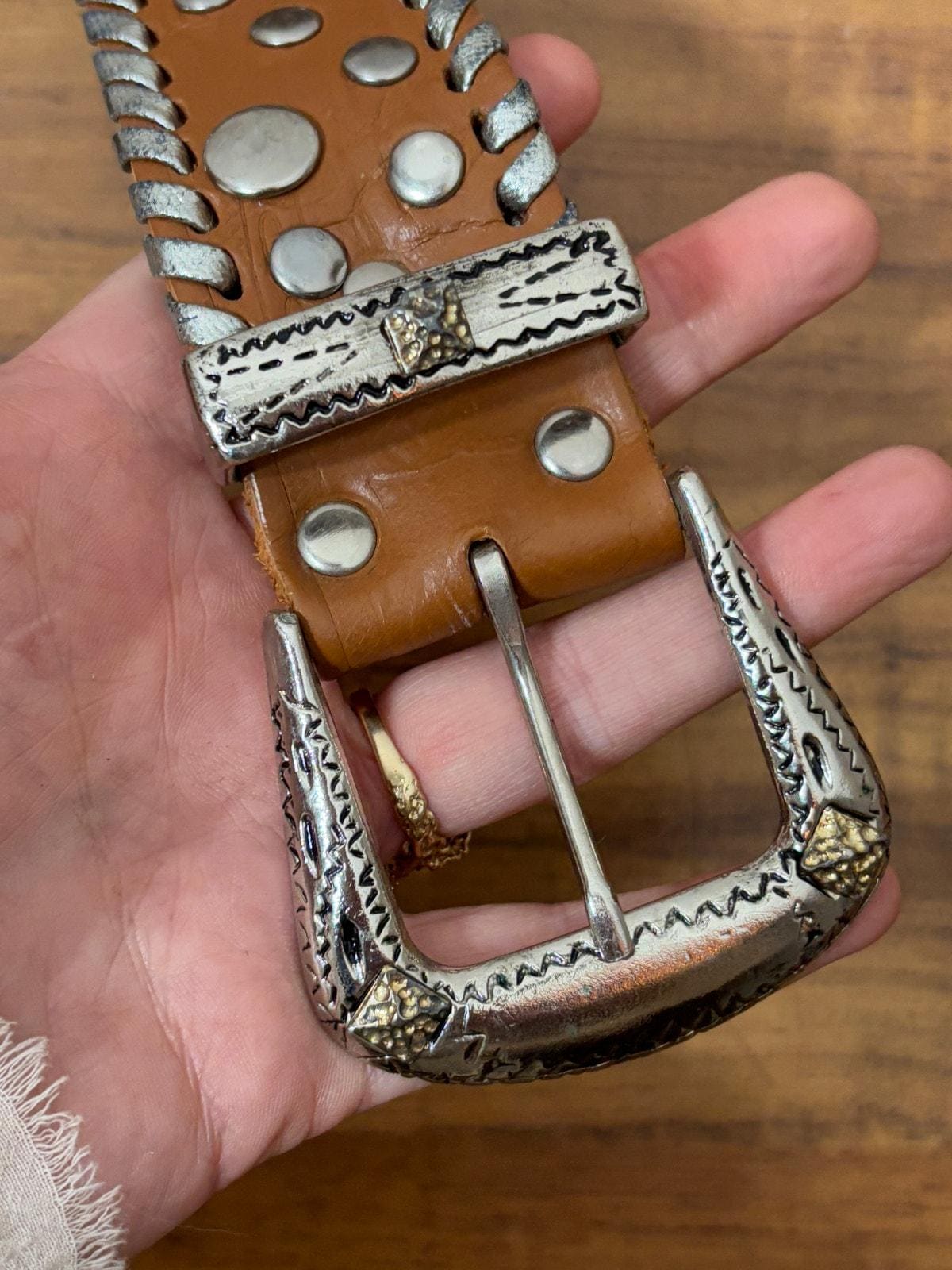 Vintage Y2K Brown Wide Studded Leather Belt Scalloped Edge Silver Domes Studs Brown Leather Belt With Silver Studs LIEBESKIND Berlin  main image 4