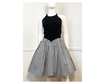 Small to Medium 1990s Vintage Black and White Taffeta Gingham Mini Dress