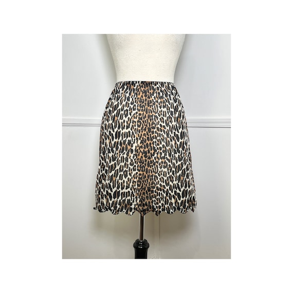 Small 1960s Vintage Leopard Print Nylon Half Slip… - image 1