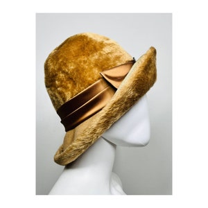 Size 22&quot; 1960s Vintage Teddybear Hat by Gene Doris