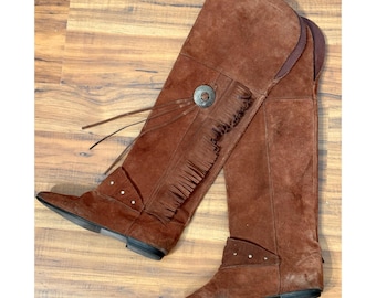 Botas vintage de couro acima do joelho com franjas de camurça, estilo anos 80