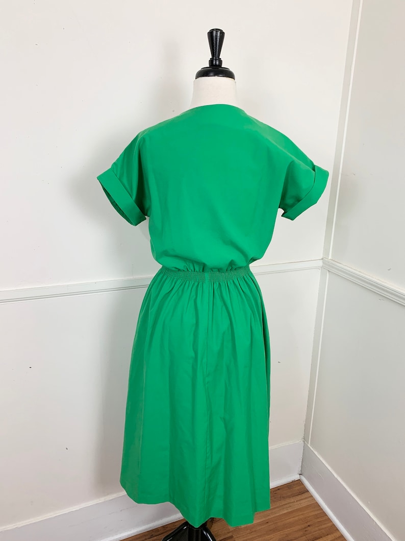 Waist 20 to 38 Medium to Large Bust 38 Strait Lane 1980/'s Vintage Green Day Dress