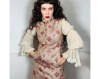 Vestido mini de brocado metalizado vintage de los años 60