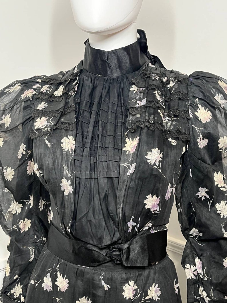 Extra Small 1900s Antique RARE Black Floral Cotton Gown image 3