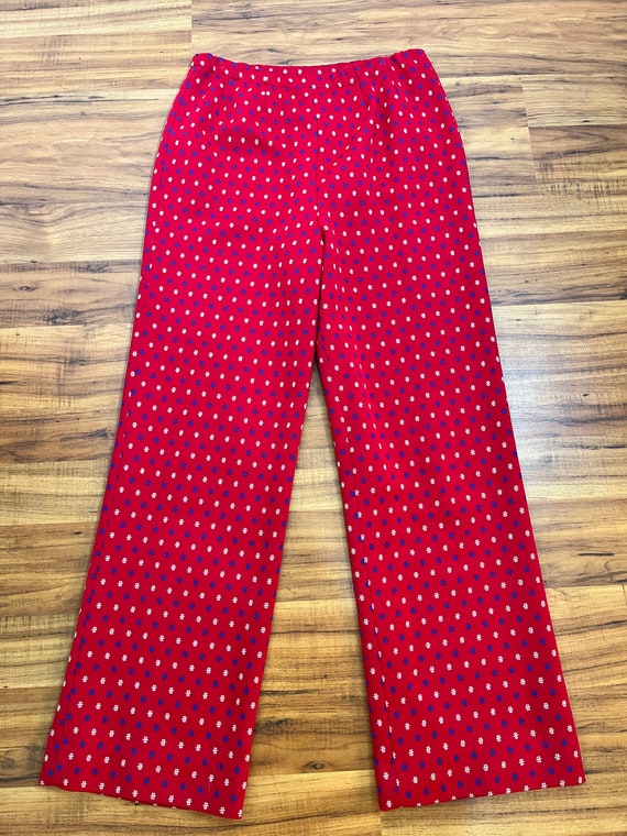Large to XL  1970's Vintage Red Poly Knit Hash Ta… - image 3