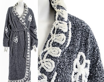 Vintage Chenille Blanket Dark Daisy Robe