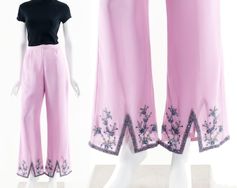 Pantalones morados con cuentas color lavanda