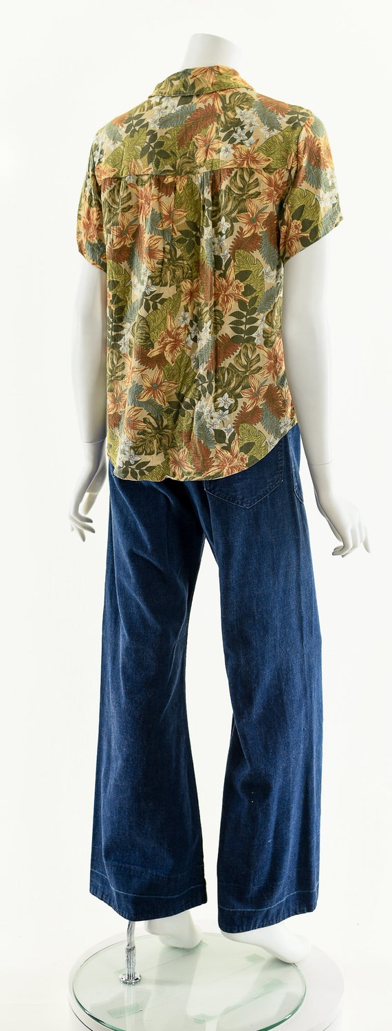Muted Tropical Floral Blouse - image 7
