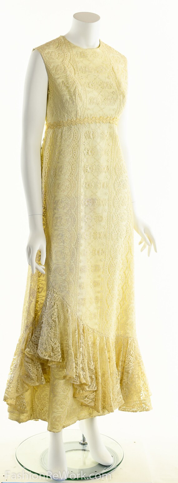 Bohemian Lace Wedding Dress - image 9