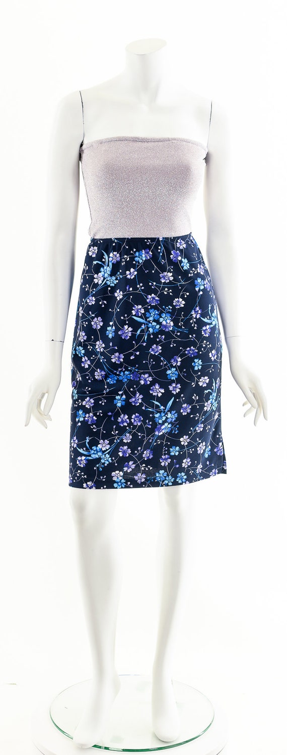 Navy + Blue Floral Skirt - image 4