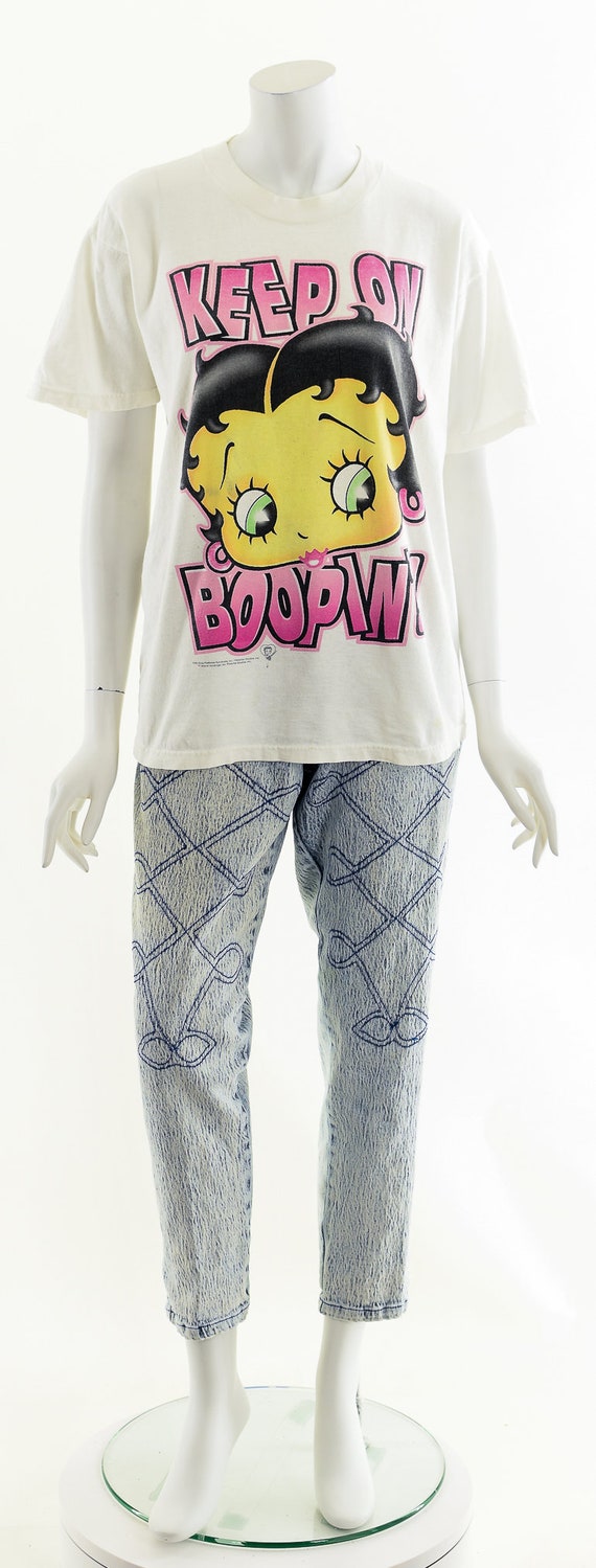 Betty Boop Keep on Boopin Graffiti Airbrush Tshirt - image 4