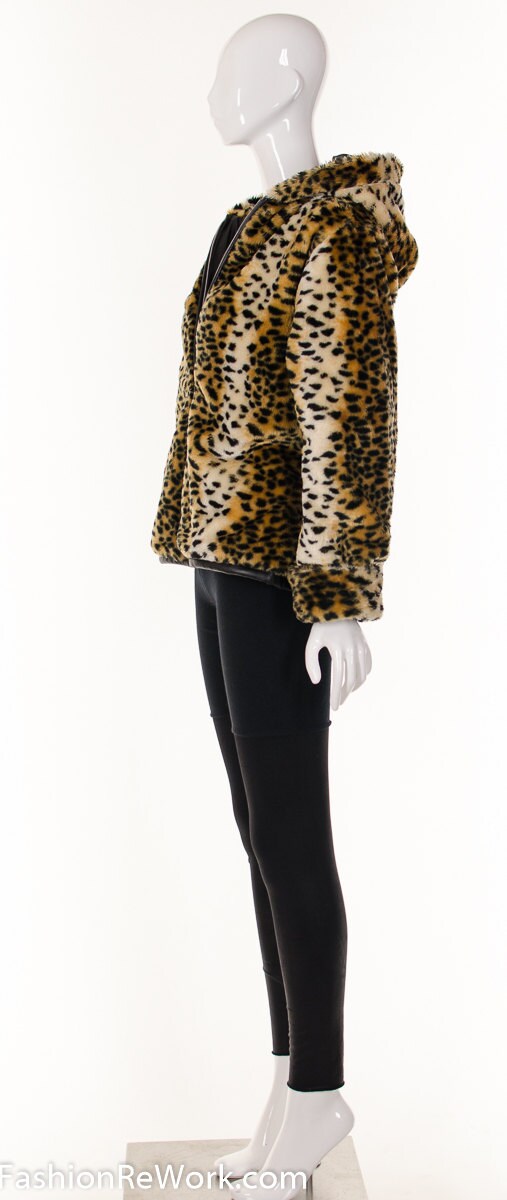 ジャケット・アウター herlipto Convertible Faux Fur TippetCoat Herlipto Faux Fur Tippet Coat