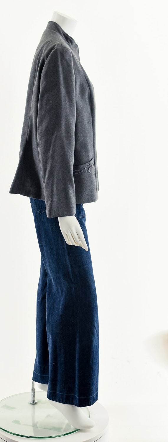 Gray Minimalistic Woolen Jacket - image 5