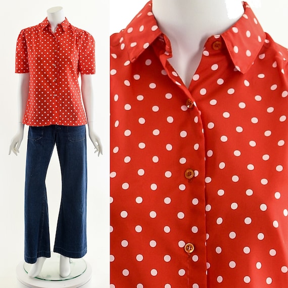 blusa roja lunares
