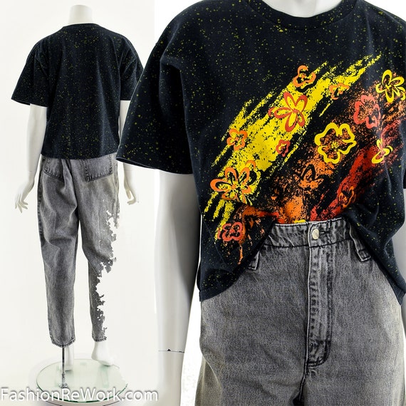 Paint Splattered Hibiscus Cropped Tee - image 3