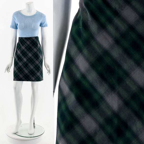 Y2K Late 90s Green Tartan Mini Skirt - image 3