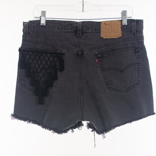 LEVIS Cut Off Shorts Size 27 28