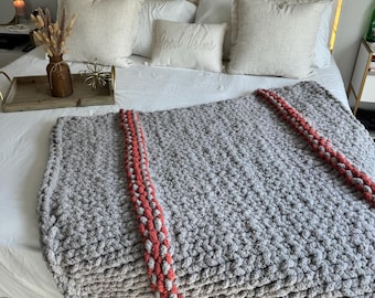 Super Chunky Chenille Strickdecke: Weicher handgemachter Überwurf