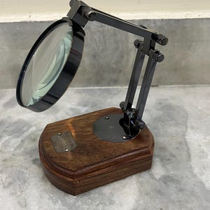 Lupa de latón de 30 cm con lente de 7,6 cm / Acabado antiguo / Decoración de escritorio vintage / Regalo náutico para lectores, oficina y coleccionistas