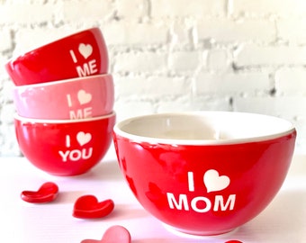 Gifts for Mom, Handmade I Love Mom Porcelain Red Bowl and Heart Cutlery Rest Set, Lovely Mother's Day gifts Idea, I Love Mom Ceramic Bowl